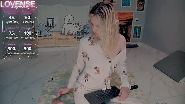 Careful i bite online show from 09-24-25, 05:58