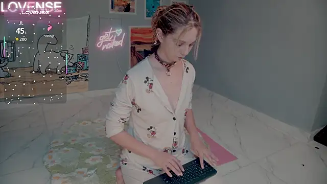 Careful i bite online show from 09-10-25, 08:24