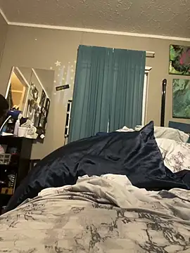 Snapshot of Makeyoucumallover chatting on 02-21-26, 10:17 Makeyoucumallover online show from 02-21-26, 10:17