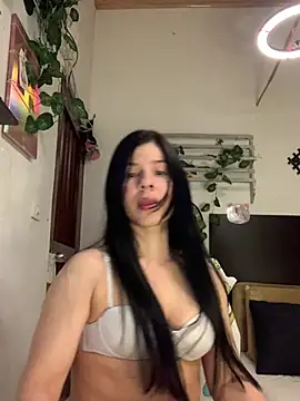 Estefani 32 online show from 02-23-26, 12:56