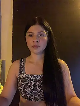 Snapshot of Estefani_32 chatting on 06-02-26, 07:14 Estefani 32 online show from 06-02-26, 07:14
