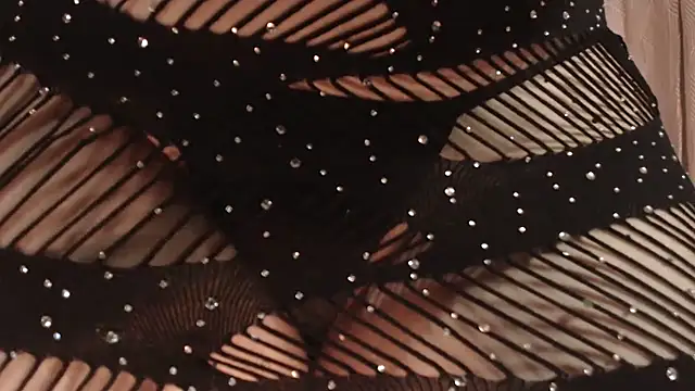 Estefani 32 online show from 10-10-25, 05:14