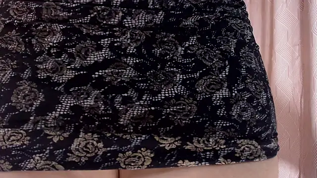 Estefani 32 online show from 10-13-25, 03:02