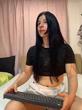 Estefani 32 online show from 03-04-26, 07:54