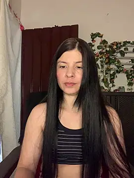 Snapshot of Estefani_32 chatting on 07-03-26, 12:11 Estefani 32 online show from 07-03-26, 12:11