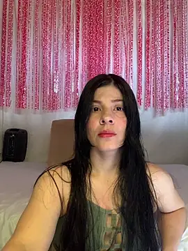 Estefani 32 online show from 03-18-26, 07:26