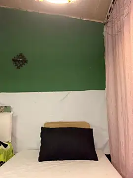 Estefani 32 online show from 02-11-26, 11:37