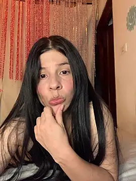 Estefani 32 online show from 03-26-26, 07:23