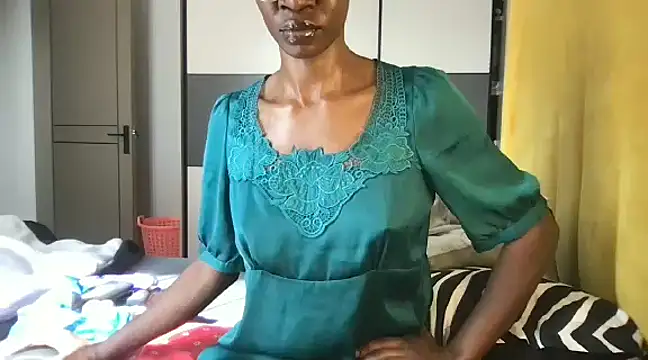 choco petite online show from 03-16-25, 06:20