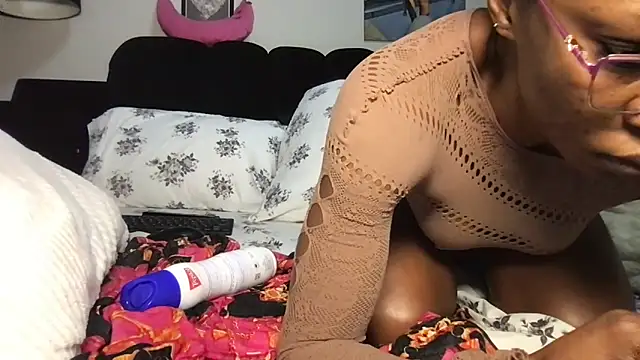 choco petite online show from 04-08-26, 04:25