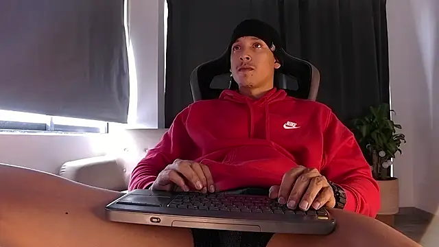 Liam V online show from 02-19-26, 03:09