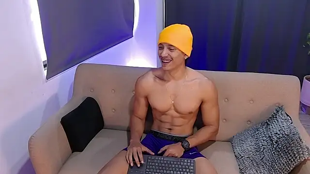 Liam V online show from 03-17-26, 01:36