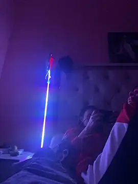 Flossy Vettie online show from 11-29-25, 03:56