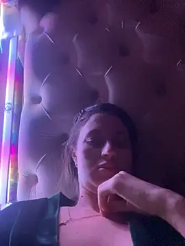 Flossy Vettie online show from 11-06-25, 07:07