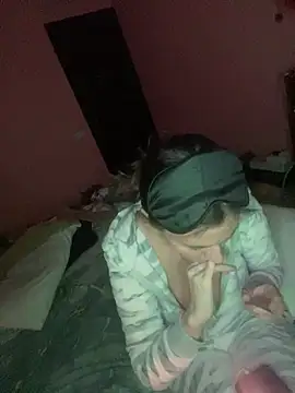 Flossy Vettie online show from 03-21-26, 01:51