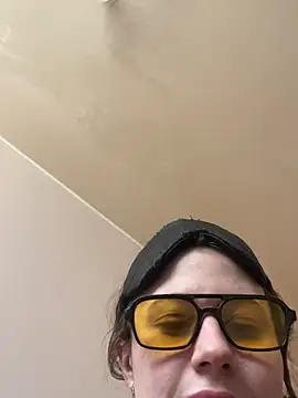 Flossy Vettie online show from 02-22-26, 01:35