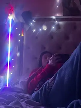 Flossy Vettie online show from 12-18-25, 02:49