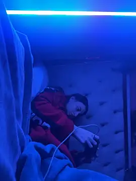 Flossy Vettie online show from 11-12-25, 03:16