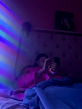 Flossy Vettie online show from 11-14-25, 12:58