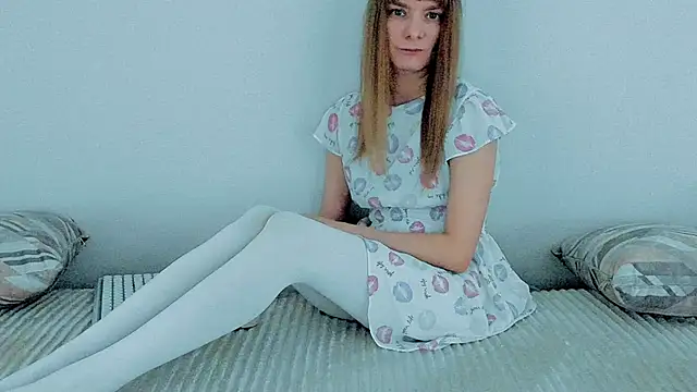 YourCaramel online show from 12-15-25, 03:34