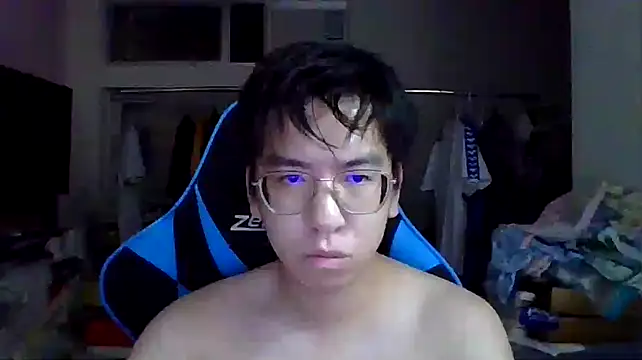 Snapshot of charlie_xdd chatting on 12-10-24, 12:16 charlie xdd online show from 12-10-24, 12:16