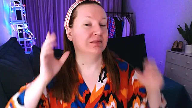 GoddessLara online show from 03-11-25, 12:00