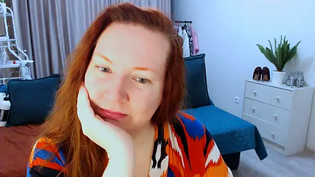 GoddessLara online show from 10-22-25, 04:34