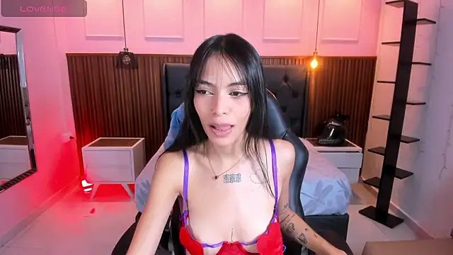 AMELIELEONE online show from 09-10-25, 12:26