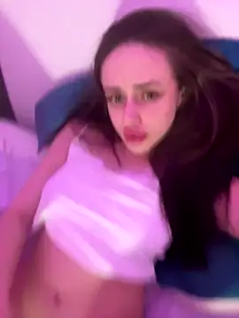 Lisaaan online show from 10-24-25, 09:36