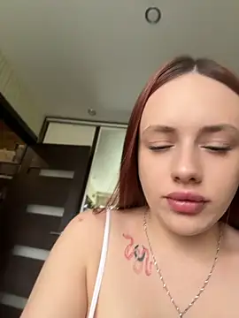 Lisaaan online show from 07-24-26, 12:12
