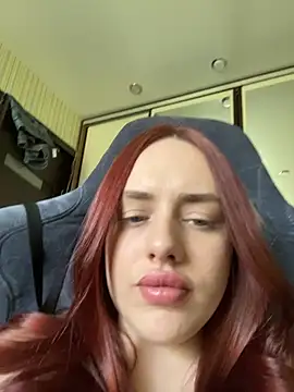 Lisaaan online show from 05-21-26, 10:23