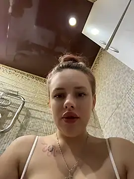 Lisaaan online show from 07-19-26, 07:50