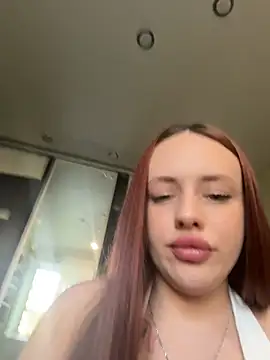 Lisaaan online show from 07-22-26, 03:36
