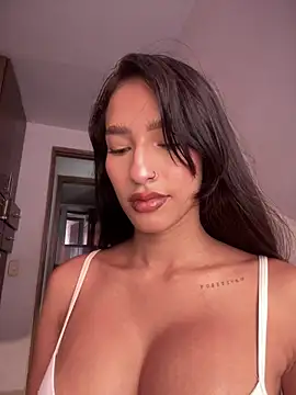 DulceLenns online show from 11-10-25, 06:24