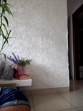 DulceLenns online show from 09-24-25, 06:25