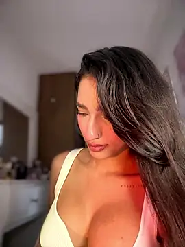 DulceLenns online show from 01-18-26, 06:55