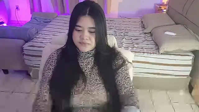 Snapshot of feluriana chatting on 04-28-26, 08:46 feluriana online show from 04-28-26, 08:46