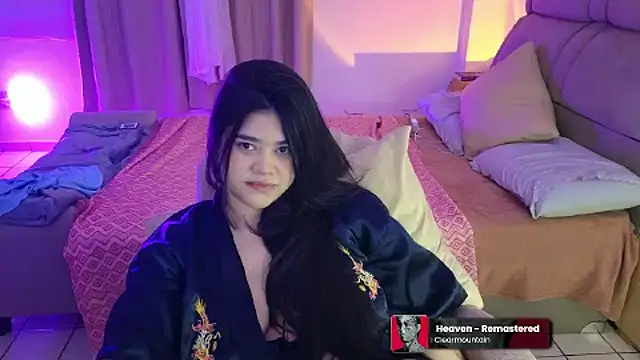 Snapshot of feluriana chatting on 05-15-26, 11:03 feluriana online show from 05-15-26, 11:03