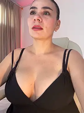 MeganDupont online show from 11-16-25, 05:50