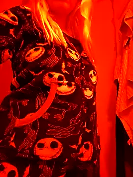 ScarletCallings420 online show from 11-23-25, 01:43