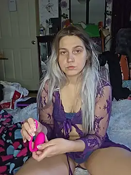 ScarletCallings420 online show from 07-31-26, 03:06