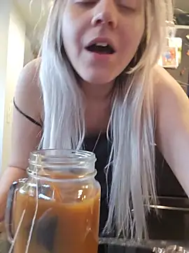 ScarletCallings420 online show from 06-25-26, 05:12