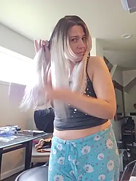 ScarletCallings420 online show from 06-25-26, 03:37
