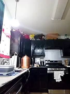 Snapshot of ScarletCallings420 chatting on 11-07-25, 04:00 ScarletCallings420 online show from 11-07-25, 04:00