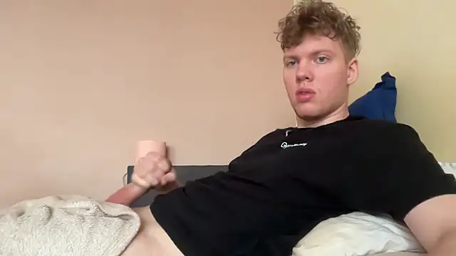 sexybooii6968 online show from 03-26-26, 09:40