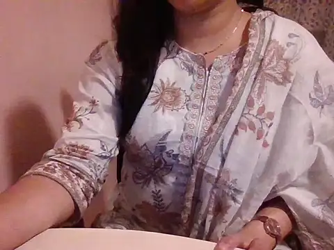 Pinky 4 online show from 02-17-26, 07:00