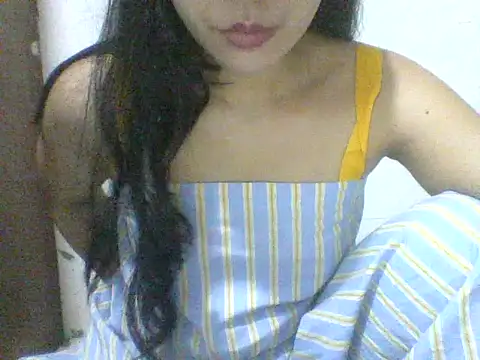 Snapshot of spankmybootyxxx chatting on 10-29-25, 08:41 spankmybootyxxx online show from 10-29-25, 08:41