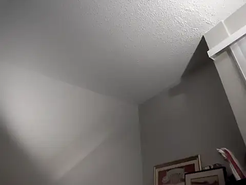 Snapshot of EZYves chatting on 12-06-24, 12:29 EZYves online show from 12-06-24, 12:29