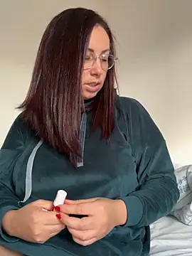 kymii online show from 12-09-24, 01:45