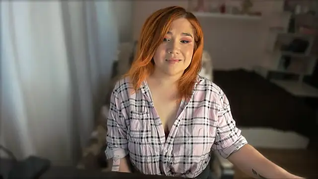 Snapshot of Vi-Vixen chatting on 05-18-26, 10:42 Vi-Vixen online show from 05-18-26, 10:42